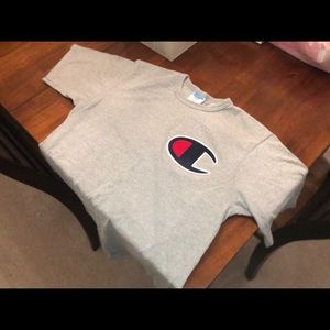 Champion T-Shirt